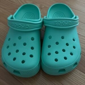 crocs classic clog